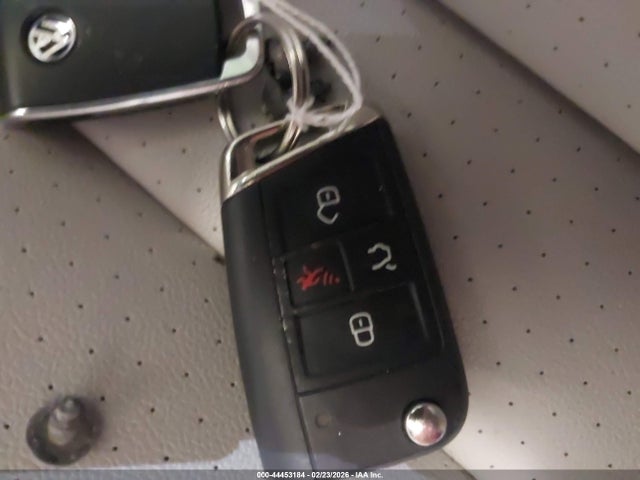 2020 VOLKSWAGEN TIGUAN 3VV2B7AXXLM071300 Photo 10