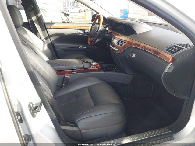 44453195 :رقم المزاد ، WDDNG71X58A215407 vin ، 2008 Mercedes-benz S 550 مزاد بيع