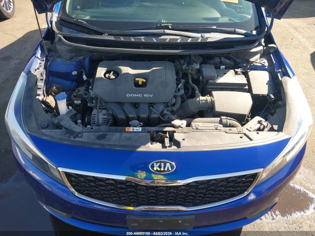 KIA FORTE LX 2017 3KPFK4A72HE068083 Image 10