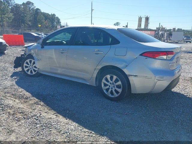 Toyota COROLLA LE 2025 5YFB4MDE0SP255847 Image 3