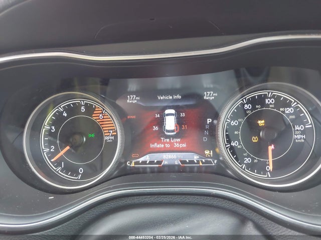 1C4PJMBN2KD163949 Jeep Cherokee Trailhawk Elite 4x4