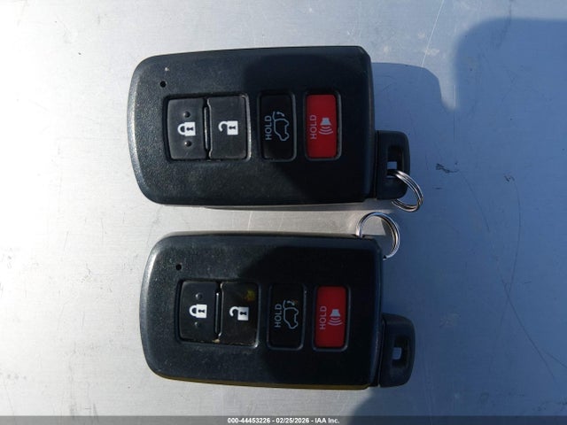 5TDJKRFH8GS308668 Toyota Highlander Xle V6