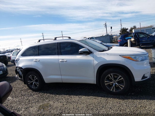 5TDJKRFH8GS308668 Toyota Highlander Xle V6