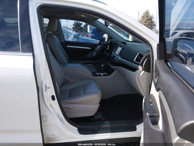 5TDJKRFH8GS308668 Toyota Highlander Xle V6