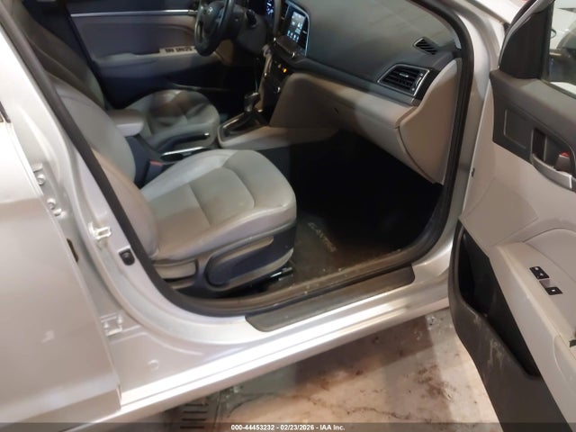 Hyundai Elantra Limited 2017 5NPD84LF8HH114666 Image 5