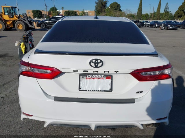 4T1B11HK8KU283093 Toyota CAMRY SE