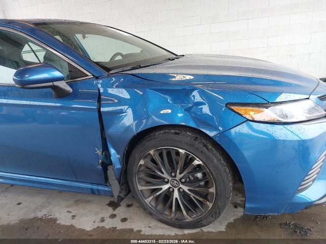 4T1B11HK5KU168208 Toyota CAMRY SE