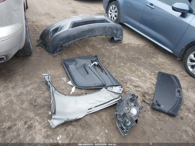 44453323 :رقم المزاد ، KNMAT2MV5FP534446 vin ، 2015 Nissan Rogue Sv مزاد بيع