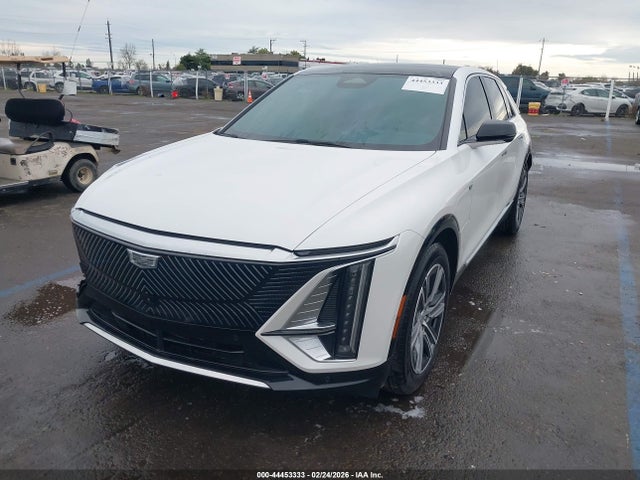 2024 CADILLAC LYRIQ 1GYKPSRL2RZ120947 Photo 1