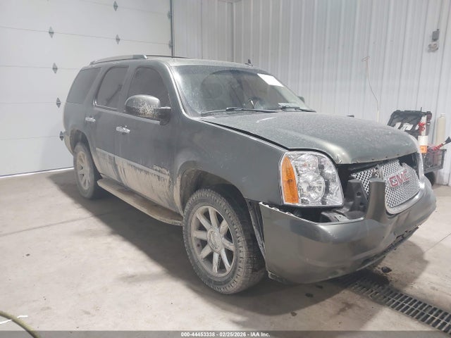 44453338 :رقم المزاد ، 1GKS2EEF1BR223728 vin ، 2011 Gmc Yukon Denali مزاد بيع