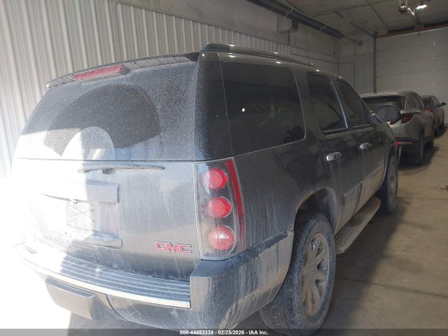 44453338 :رقم المزاد ، 1GKS2EEF1BR223728 vin ، 2011 Gmc Yukon Denali مزاد بيع
