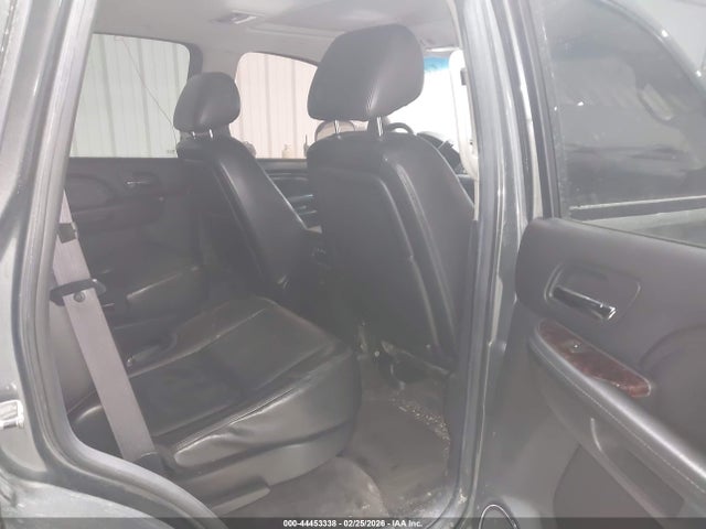 44453338 :رقم المزاد ، 1GKS2EEF1BR223728 vin ، 2011 Gmc Yukon Denali مزاد بيع