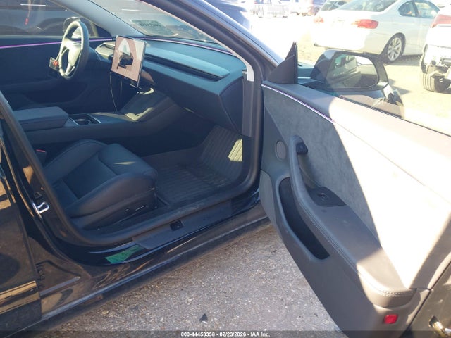 Продажа на аукционе авто 2025 Tesla Model 3 Performance All-wheel Drive, vin: 5YJ3E1ET3SF938067, номер лота: 44453358