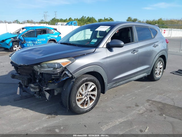 2016 Hyundai Tucson Se მანქანა იყიდება აუქციონზე, vin: KM8J23A41GU041642, აუქციონის ნომერი: 44453359
