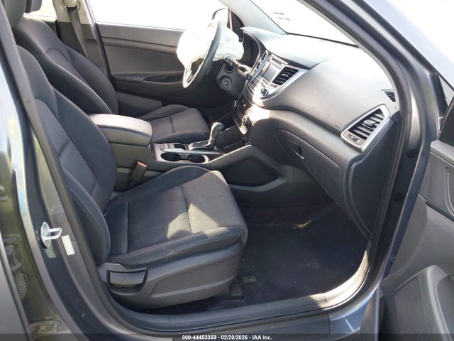 2016 Hyundai Tucson Se მანქანა იყიდება აუქციონზე, vin: KM8J23A41GU041642, აუქციონის ნომერი: 44453359