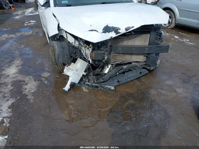 2019 HYUNDAI ELANTRA 5NPD84LF4KH480163 Photo 5