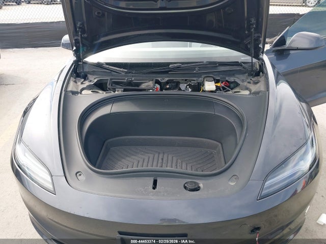44453374 :رقم المزاد ، 5YJ3E1EB9RF821742 vin ، 2024 Tesla Model 3 Long Range Dual Motor All-wheel Drive مزاد بيع