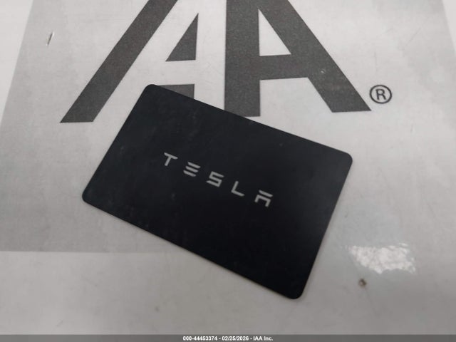 44453374 :رقم المزاد ، 5YJ3E1EB9RF821742 vin ، 2024 Tesla Model 3 Long Range Dual Motor All-wheel Drive مزاد بيع