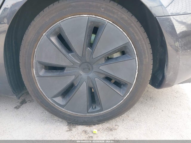 44453374 :رقم المزاد ، 5YJ3E1EB9RF821742 vin ، 2024 Tesla Model 3 Long Range Dual Motor All-wheel Drive مزاد بيع