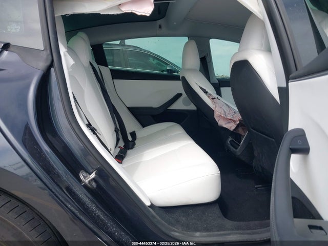 44453374 :رقم المزاد ، 5YJ3E1EB9RF821742 vin ، 2024 Tesla Model 3 Long Range Dual Motor All-wheel Drive مزاد بيع