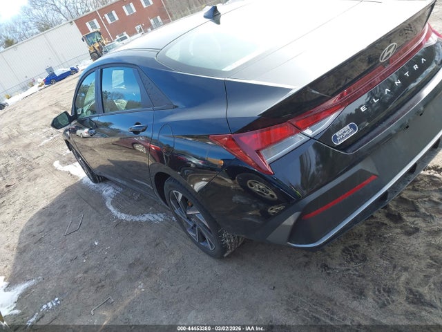 Продажа на аукционе авто 2025 Hyundai Elantra Sel Sport, vin: KMHLM4DG8SU975837, номер лота: 44453380