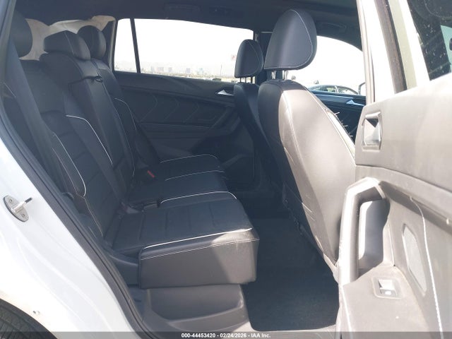 3VV4B7AX7RM083616 Volkswagen Tiguan 2.0t Sel R-line