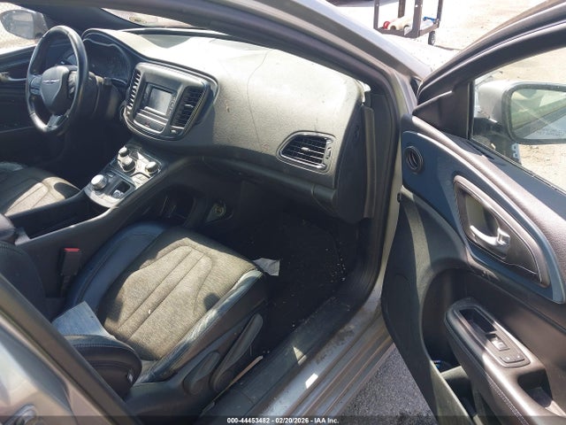 Chrysler 200 S 2015 1C3CCCBB2FN613080 Image 5