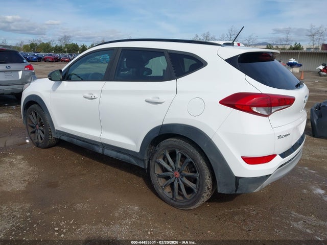KM8J33A28HU543500 Hyundai Tucson Night