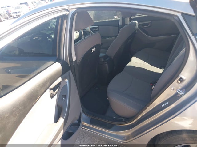 KMHDH4AE6FU382978 Hyundai ELANTRA SE