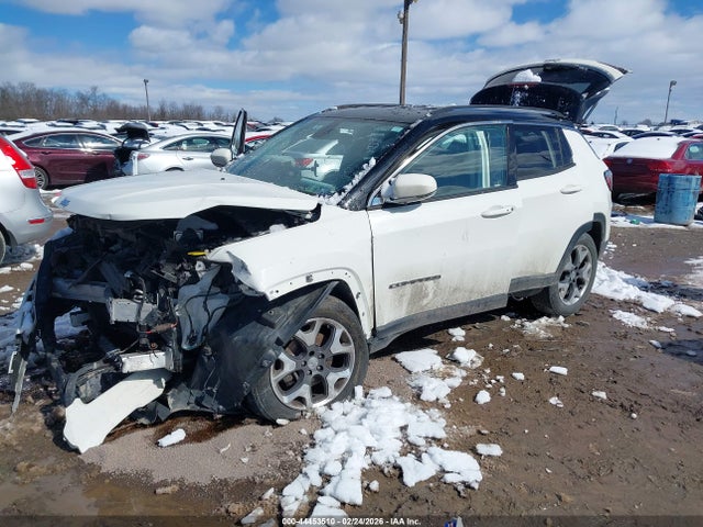2019 JEEP COMPASS 3C4NJDCB4KT787242 Photo 1