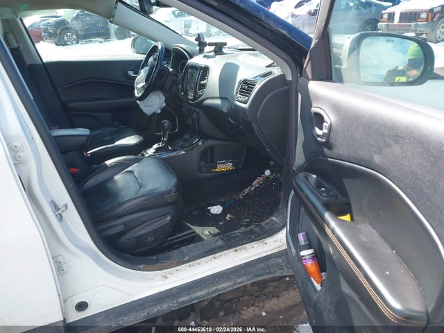 2019 JEEP COMPASS 3C4NJDCB4KT787242 Photo 4