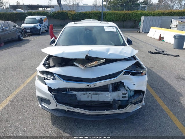 1G1ZH5SX3GF289513 Chevrolet Malibu Premier