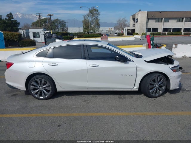1G1ZH5SX3GF289513 Chevrolet Malibu Premier
