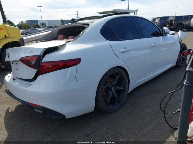 ZARFAMBN5K7604070 Alfa Romeo Giulia Ti Sport Rwd