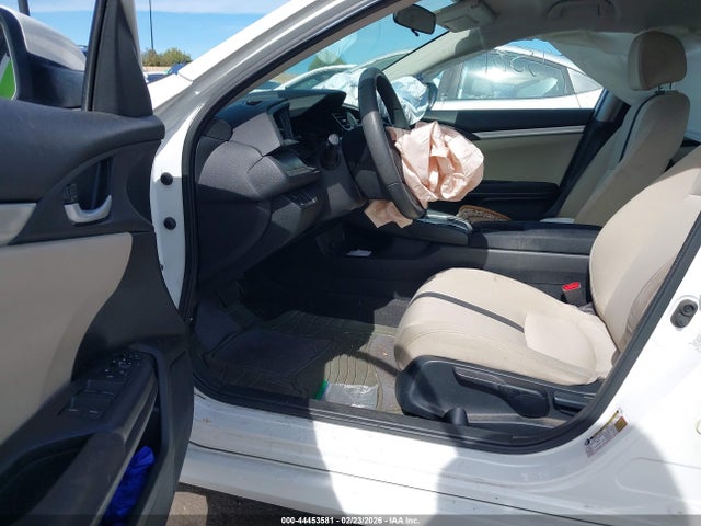 Honda Civic Lx 2017 2HGFC2F52HH530706 Image 5