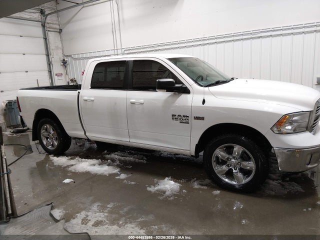 1C6RR7TT8KS547964 RAM 1500 Classic Big Horn 4x4 6&#039;4 Box
