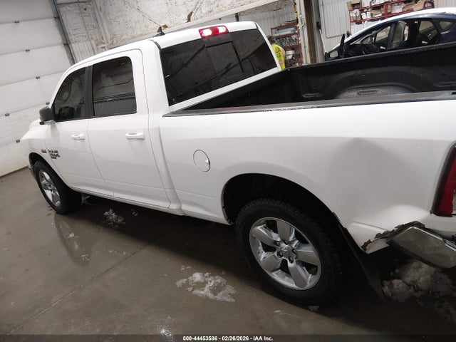 1C6RR7TT8KS547964 RAM 1500 Classic Big Horn 4x4 6&#039;4 Box