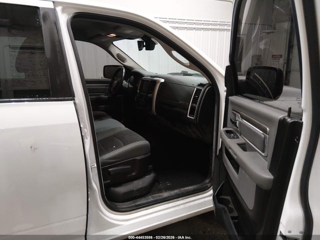 1C6RR7TT8KS547964 RAM 1500 Classic Big Horn 4x4 6&#039;4 Box