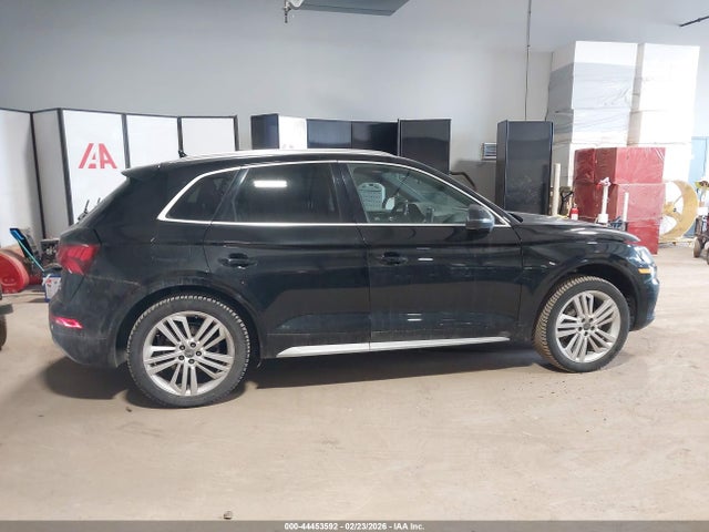 44453592 :رقم المزاد ، WA1CNAFY1J2030870 vin ، 2018 Audi Q5 2.0t Premium/2.0t Tech Premium مزاد بيع
