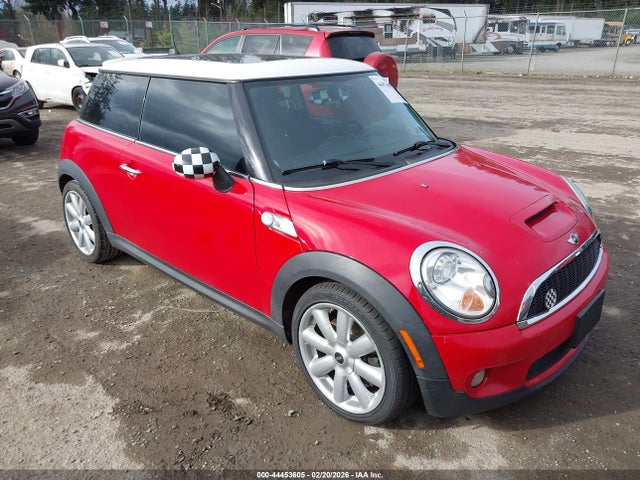 2008 MINI COOPER S WMWMF73518TV35572 Photo 0