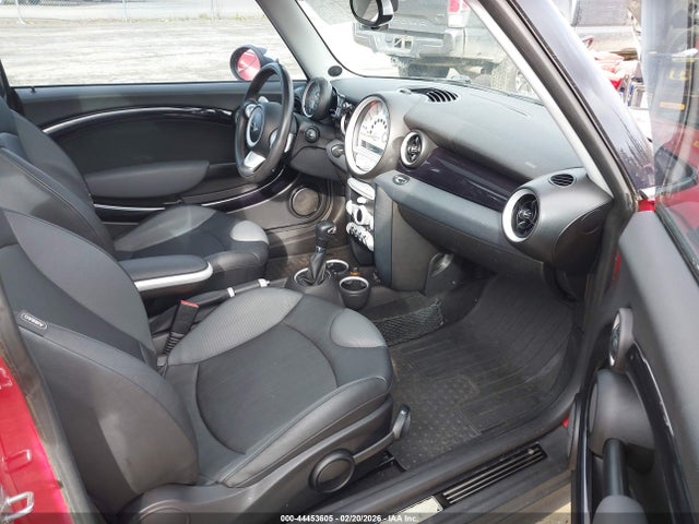 2008 MINI COOPER S WMWMF73518TV35572 Photo 4