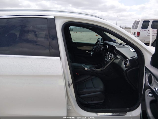 W1N0G8DB9LF864884 Mercedes-Benz GLC 300
