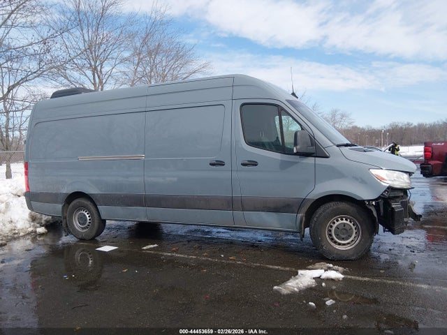 Продажа на аукционе авто 2023 Mercedes-benz Sprinter 2500 High Roof 4-cyl Diesel, vin: W1Y4KCHY0PT130193, номер лота: 44453659