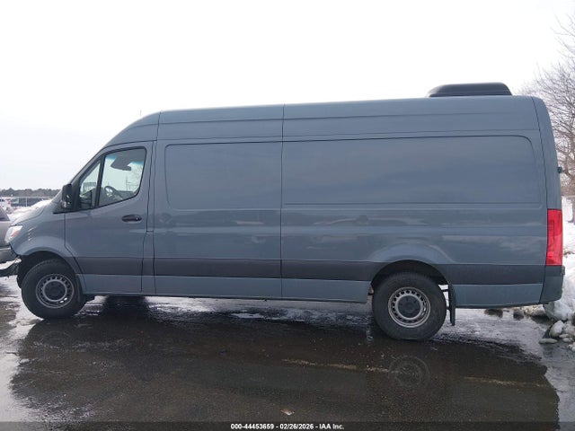 Продажа на аукционе авто 2023 Mercedes-benz Sprinter 2500 High Roof 4-cyl Diesel, vin: W1Y4KCHY0PT130193, номер лота: 44453659