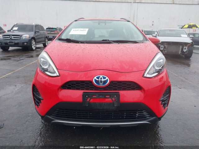 JTDKDTB30J1604424 Toyota Prius C Two