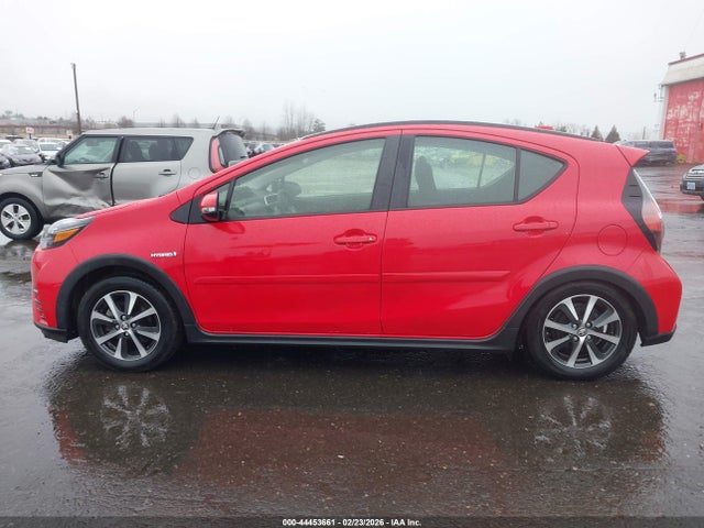 JTDKDTB30J1604424 Toyota Prius C Two