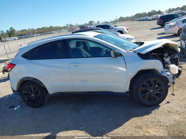Продажа на аукционе авто 2022 Honda Hr-v 2wd Sport, vin: 3CZRU5H15NM701752, номер лота: 44453675