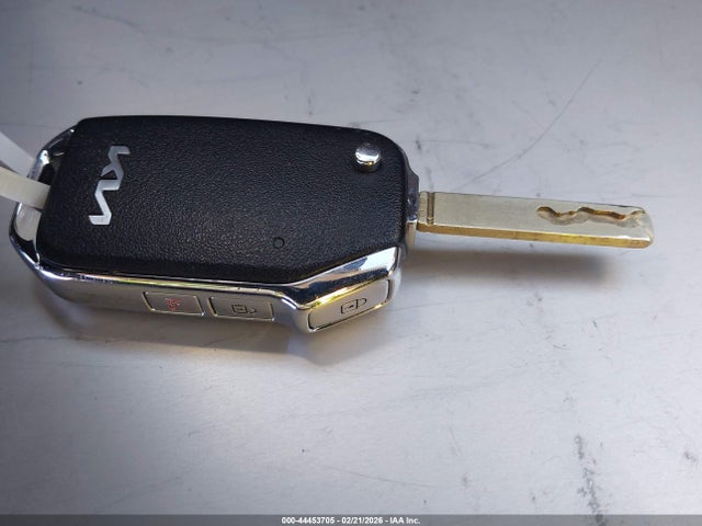 KIA SOUL LX 2023 KNDJ23AU7P7205902 Image 11