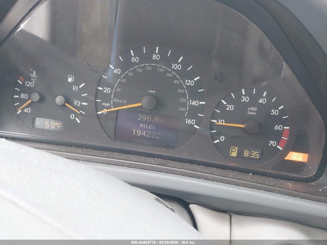 44453710 :رقم المزاد ، WDBLJ65G7YF132733 vin ، 2000 Mercedes-benz Clk 320 مزاد بيع