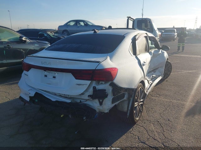 KIA FORTE GT 2023 3KPF44ACXPE620161 Image 4